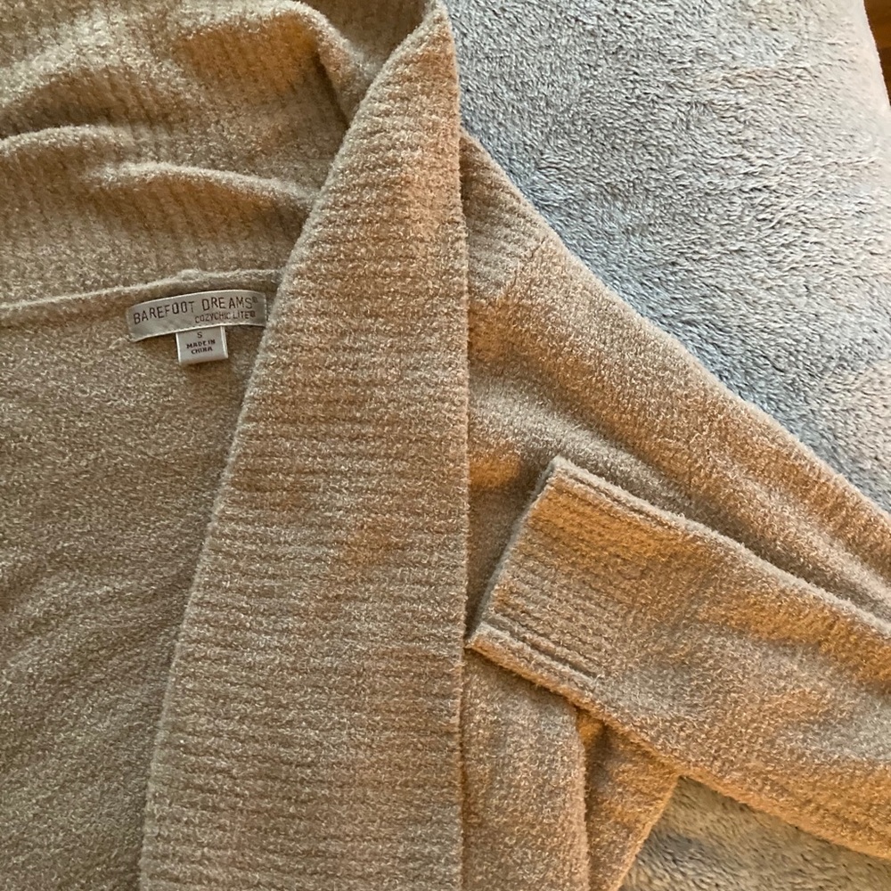 Barefoot dreams cardigan